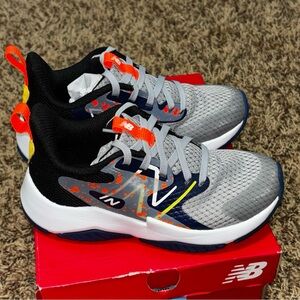 Size 11.5 New Balance Kids Rave Run V2  Gray Blue PKRAVGN2 NEW W/ BOX Shoes